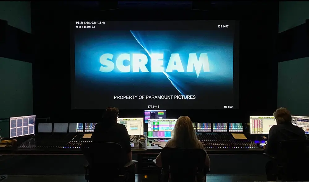 Neve Campbell, Courteney Cox y David Arquette retomarán sus papeles de la película de 1996. Foto: Twitter/@BettinelliOlpin