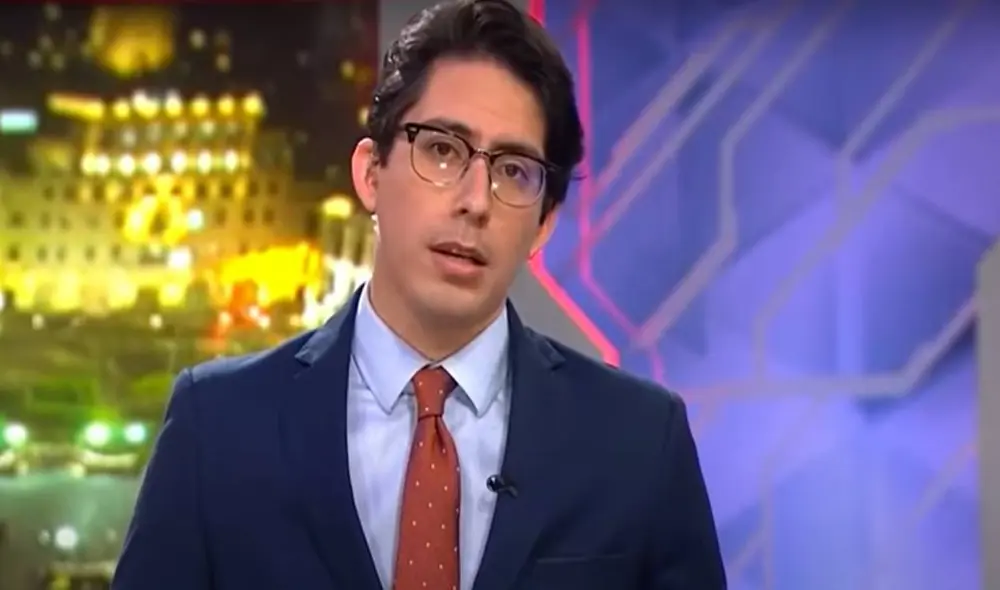 Sebastián Salazar asumió la conducción de Cuarto Poder tras la salida de Mávila Huertas. Foto: captura América TV