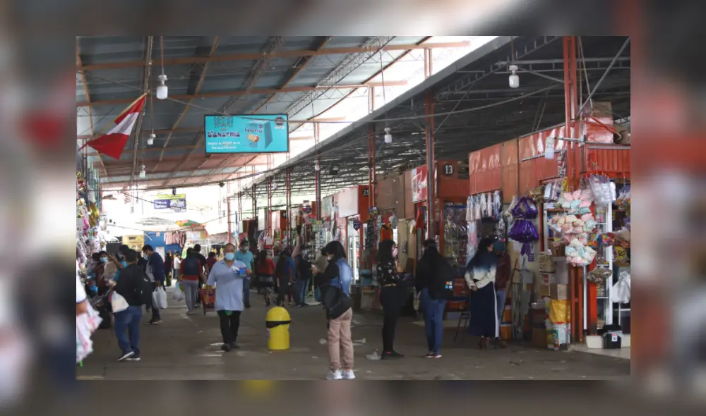 Ricardo Vargas aseguró que se ejecutan estrategias a fin de recuperar la deuda de los conductores de puestos de venta y tienda. Foto: La República