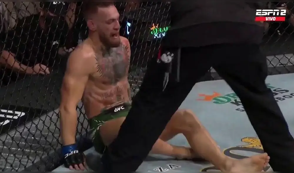 Conor McGregor no pudo seguir con la pelea y terminó peleando. Foto: ESPN 2