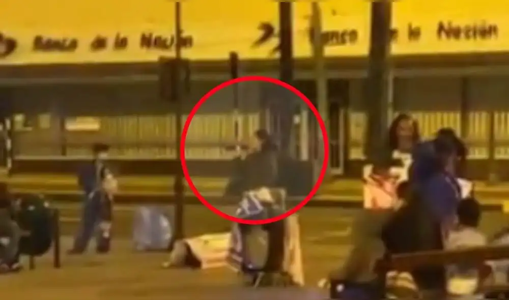 Minsa reitera la importancia de que las personas se vacunen contra el nuevo coronavirus, ya que de esta forma se reducirán aún más las muertes por esta causa. Foto: @ojosdeuva/captura