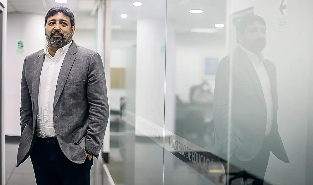 Ministro. Ricardo Cuenca confía en que las escuelas públicas reabrirán en poco tiempo. Foto: Aldair Mejía / La República Ministro. Ricardo Cuenca confía en que las escuelas públicas reabrirán en poco tiempo. Foto: Aldair Mejía / La República