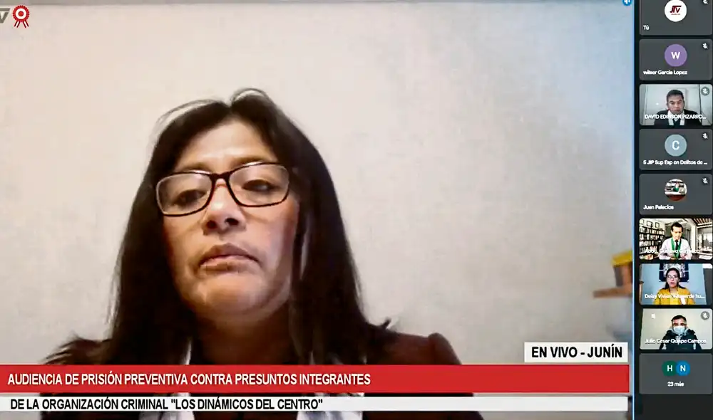 Juzgado. Judy Baldeón informó que la audiencia no durará más allá del mediodía, pues por la tarde tiene otras audiencias. Foto: captura de Justicia TV