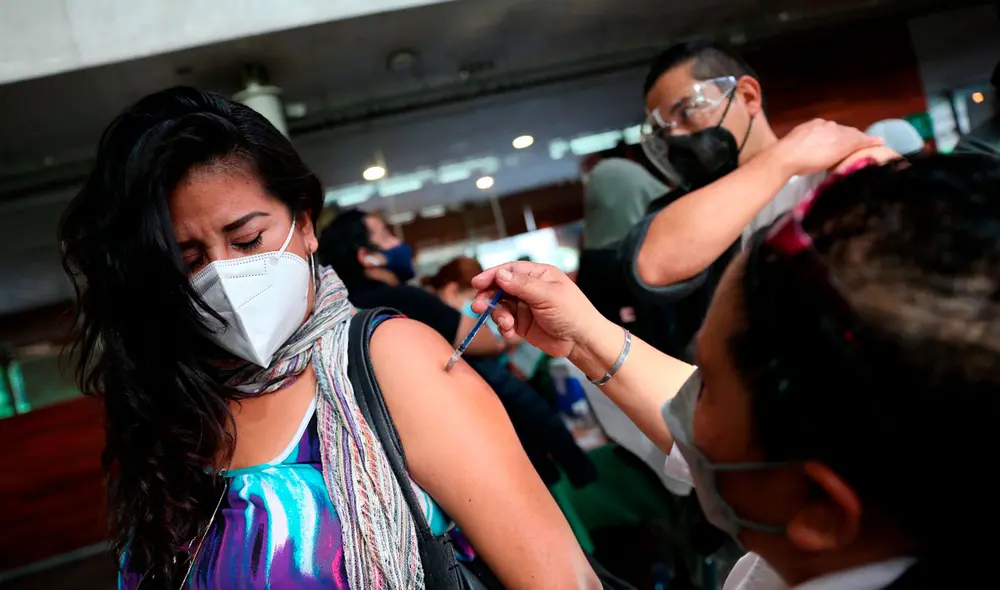 El certificado de vacunación COVID-19 solo podrá ser obtenido por quienes tengan todas las dosis. Foto: EFE