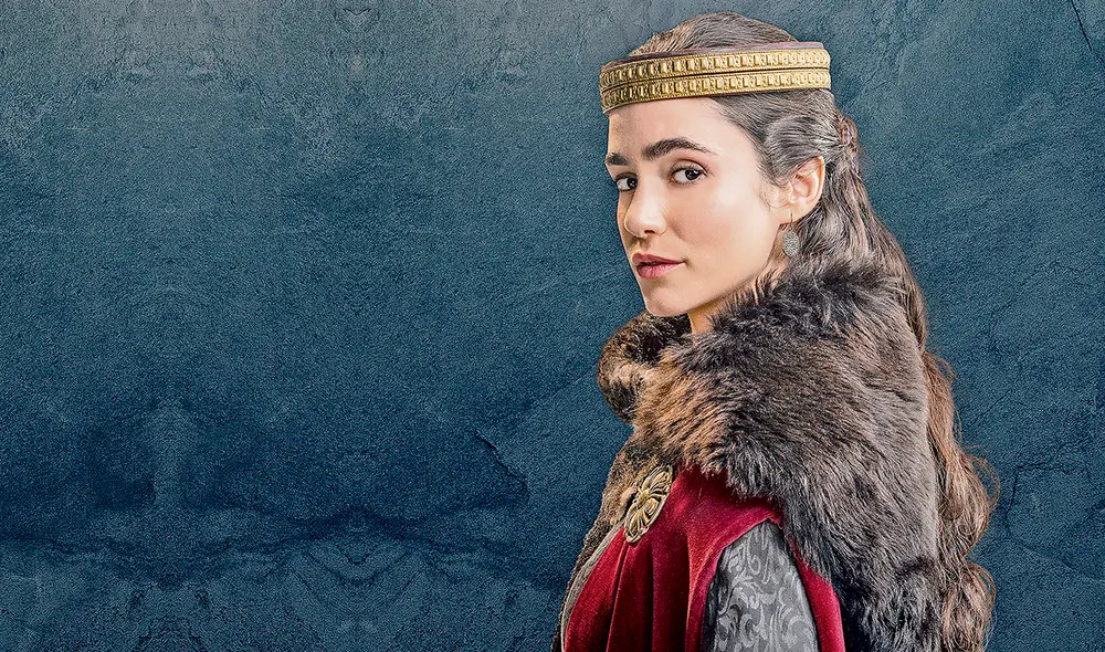 Sobre su personaje, Sanz indicó estar adelantada a su época "Es transgresora, feminista. Nació en el tiempo equivocado. Ella no entendía cómo no podía reinar". Foto: Sobre su personaje, Sanz indicó estar adelantada a su época "Es transgresora, feminista. Nació en el tiempo equivocado. Ella no entendía cómo no podía reinar". Foto: