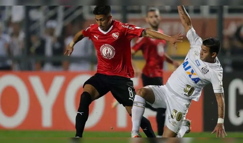Santos vs. Independiente jugarán a las 5.15 p. m. (hora peruana). Foto: EFE