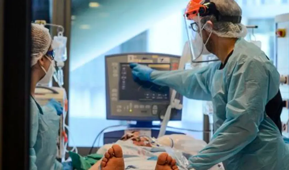 La variante Delta representa el 51,7% de las nuevas infecciones en Estados Unidos, mientras que la variante B.1.1.7, o Alfa, que ha dominado durante meses, representa ahora el 28,7% de los casos. Foto: AFP