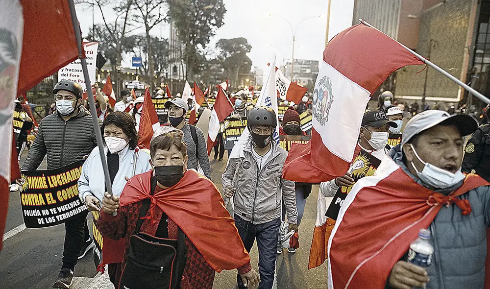 En lo suyo. No hay ninguna prueba de fraude, pero eso no les importa, los fujimoristas piden nuevas elecciones presidenciales. Foto: Aldair Mejía/La República