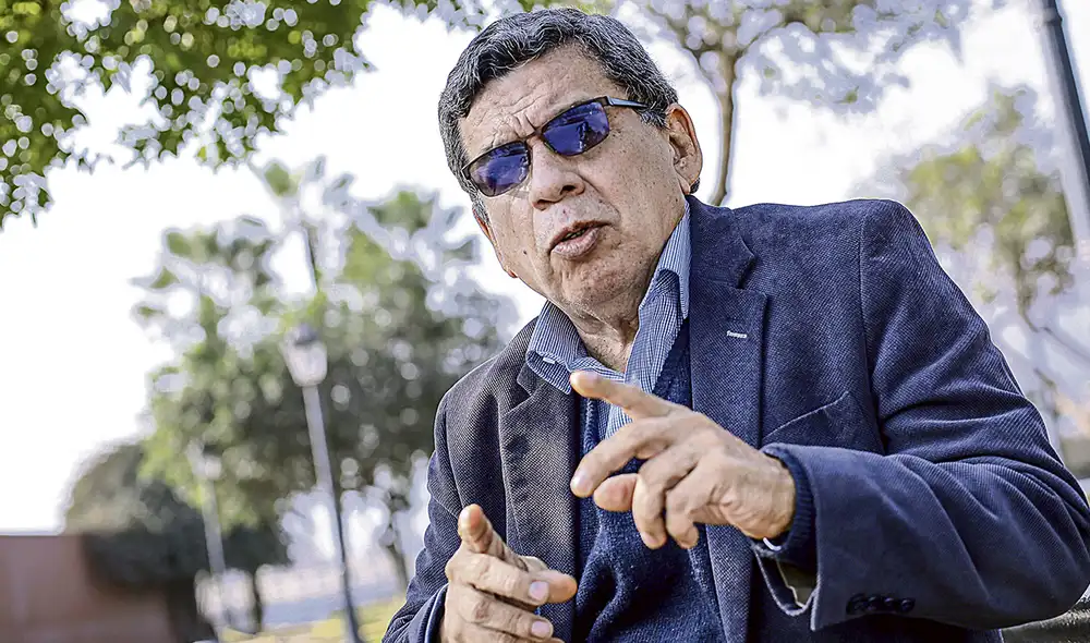 Transición contra el reloj. Cevallos solicita al Gobierno que les faciliten información detallada de los contratos de vacunas. Foto: John Reyes/La República Transición contra el reloj. Cevallos solicita al Gobierno que les faciliten información detallada de los contratos de vacunas. Foto: John Reyes/La República