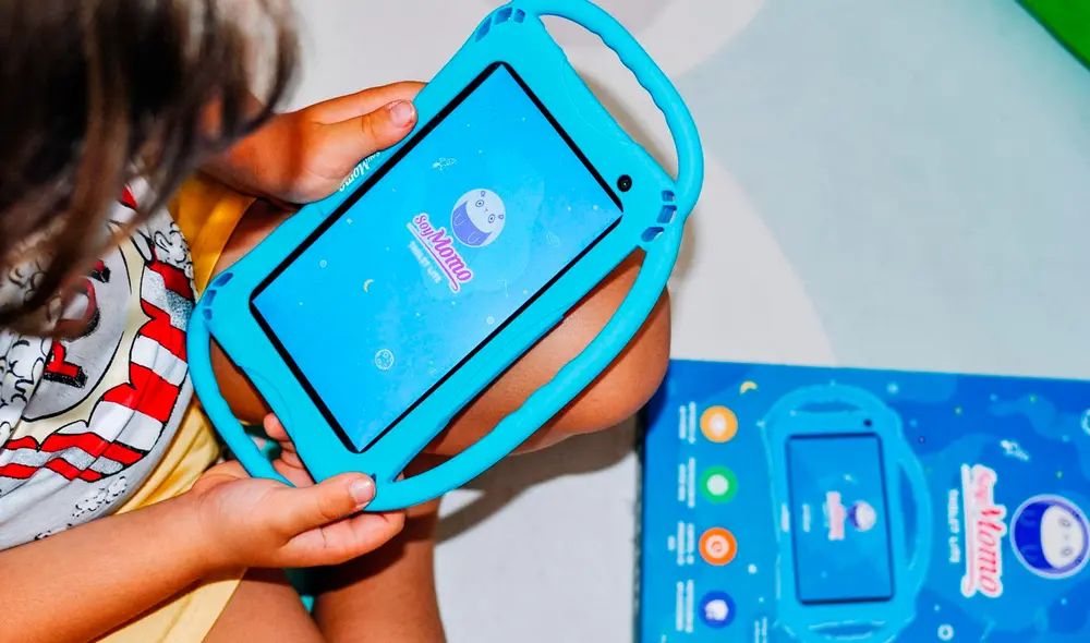 La tablet utiliza una inteligencia artificial (DUG) que permite detectar si nuestro hijo es víctima de abuso o si contenido inadecuado aparece en la pantalla del dispositivo. Foto: Crianza entre letras La tablet utiliza una inteligencia artificial (DUG) que permite detectar si nuestro hijo es víctima de abuso o si contenido inadecuado aparece en la pantalla del dispositivo. Foto: Crianza entre letras