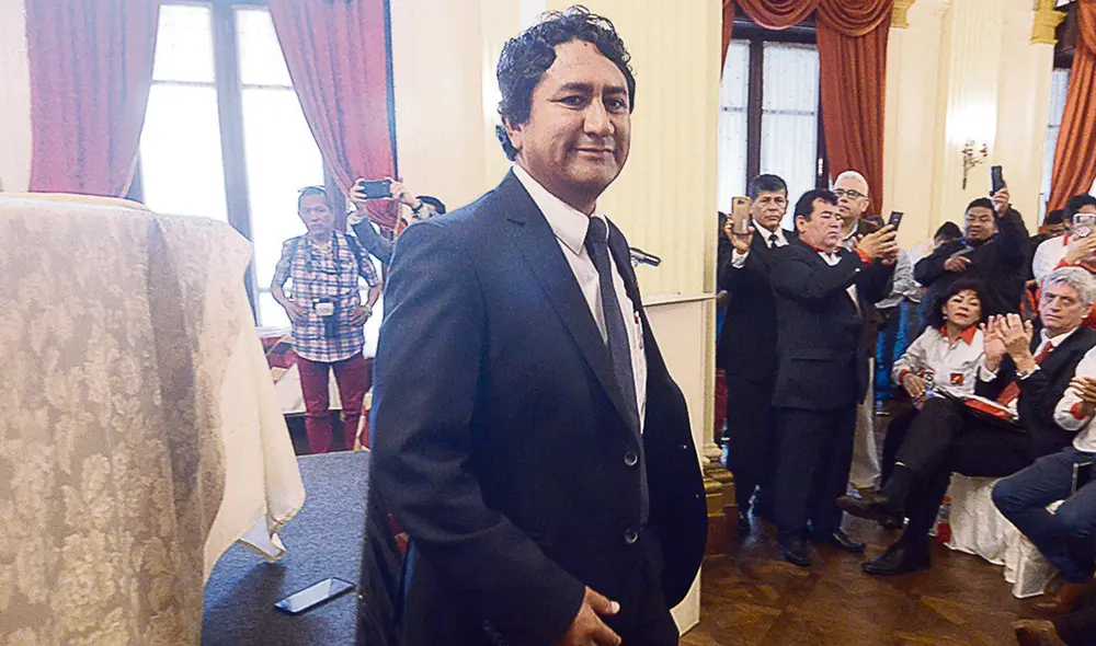 Sentencia. Vladimir Cerrón es condenado por corrupción. Foto: difusión Sentencia. Vladimir Cerrón es condenado por corrupción. Foto: difusión