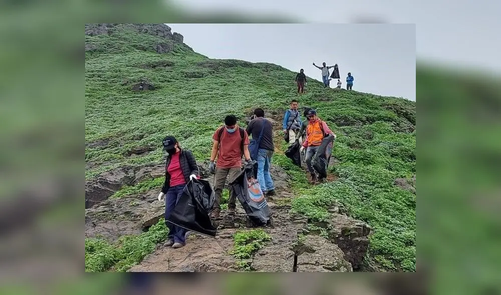 Jóvenes desarrollaron campaña de limpieza durante dos días en cerro Cabras. Foto: GRLL