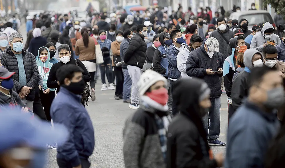 Sin distancia. Los tumultos son una bomba de tiempo. Foto: La República
