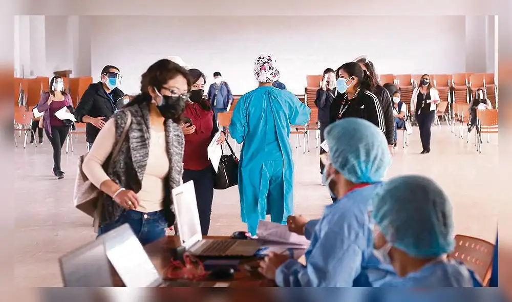 Vacunaron a abogados.