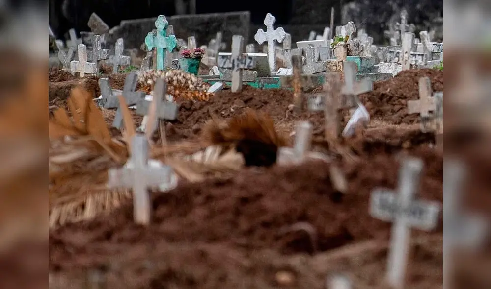 Los restos de la madre ya fueron llevados al cementerio donde se encontraban. Foto: AFP/referencial