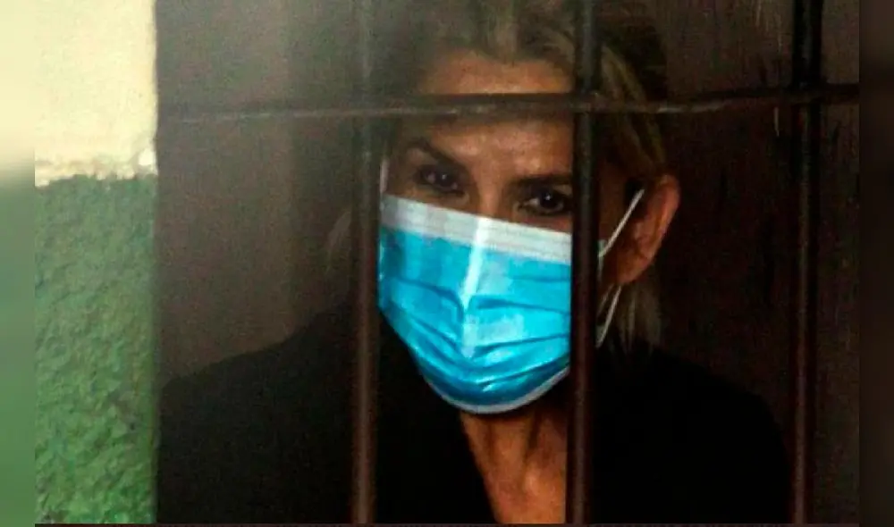 Jeanine Áñez advierte que podría sufrir un accidente cardiovascular o paro cardíaco debido a la hipertensión que padece. Foto: Jeanine Añez/Twitter