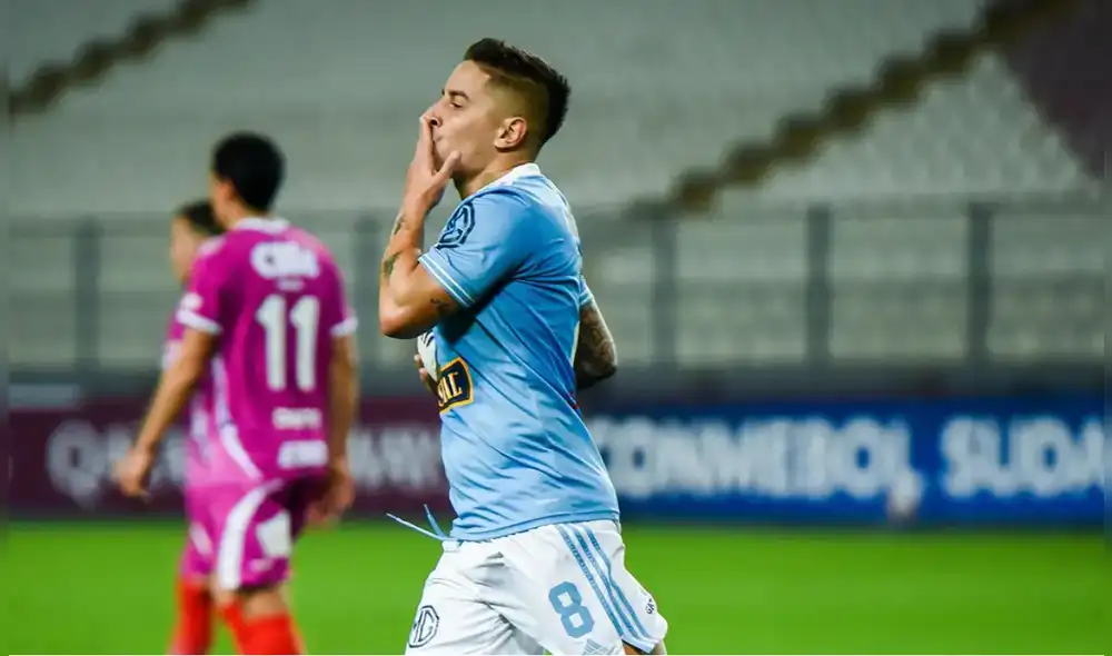 Alejandro Hohberg marcó dos tantos en el último enfrentamiento entre Sporting y Arsenal por la Copa Sudamericana. Foto: Twitter @ClubSCristal Alejandro Hohberg marcó dos tantos en el último enfrentamiento entre Sporting y Arsenal por la Copa Sudamericana. Foto: Twitter @ClubSCristal