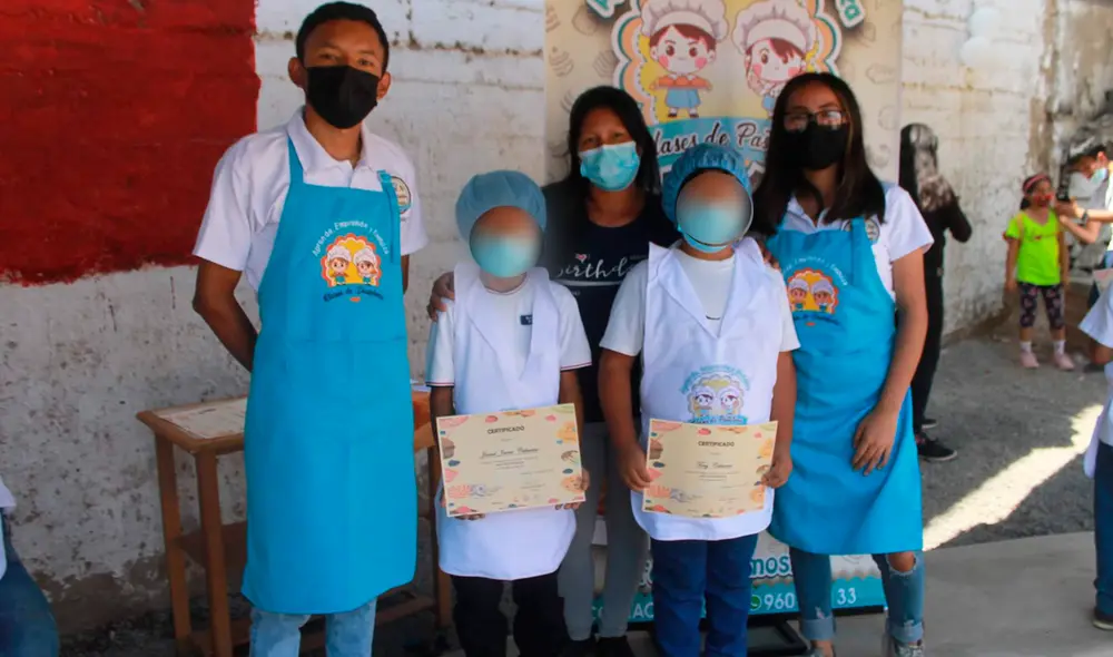Jefferson Domínguez enseña pastelería a chicos de entre 9 a 16 años en Villa María del Triunfo. Foto: parroquia San José