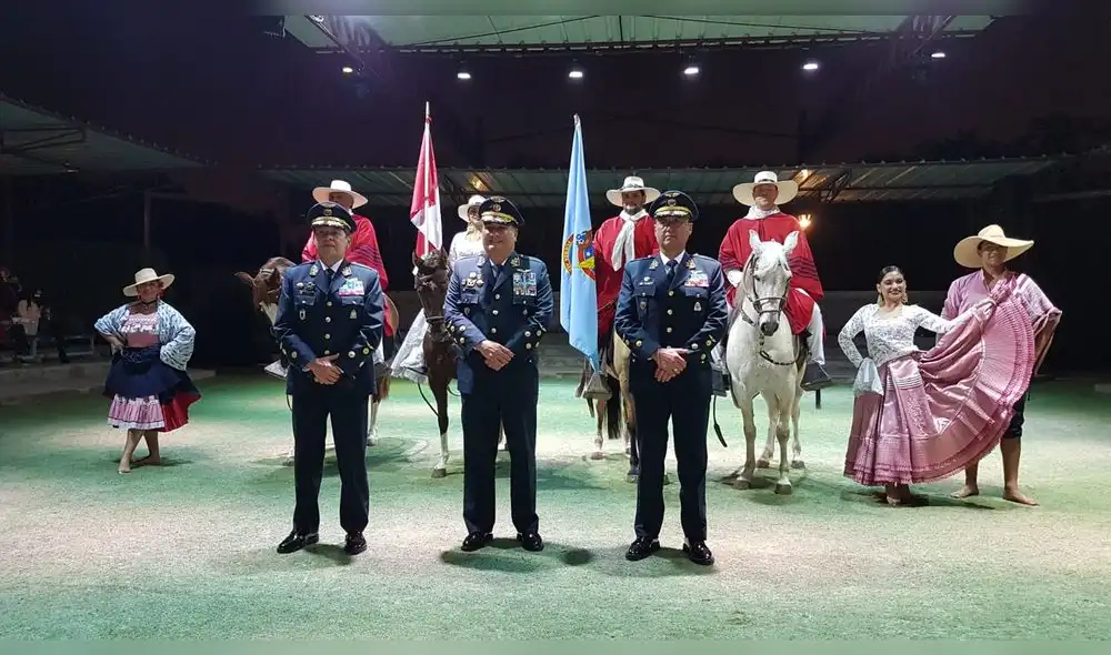 Previo a la proyección del teaser hubo números de marinera y landó acompañados por los elegantes equinos. Foto: Grace Mora/ URPI-LR