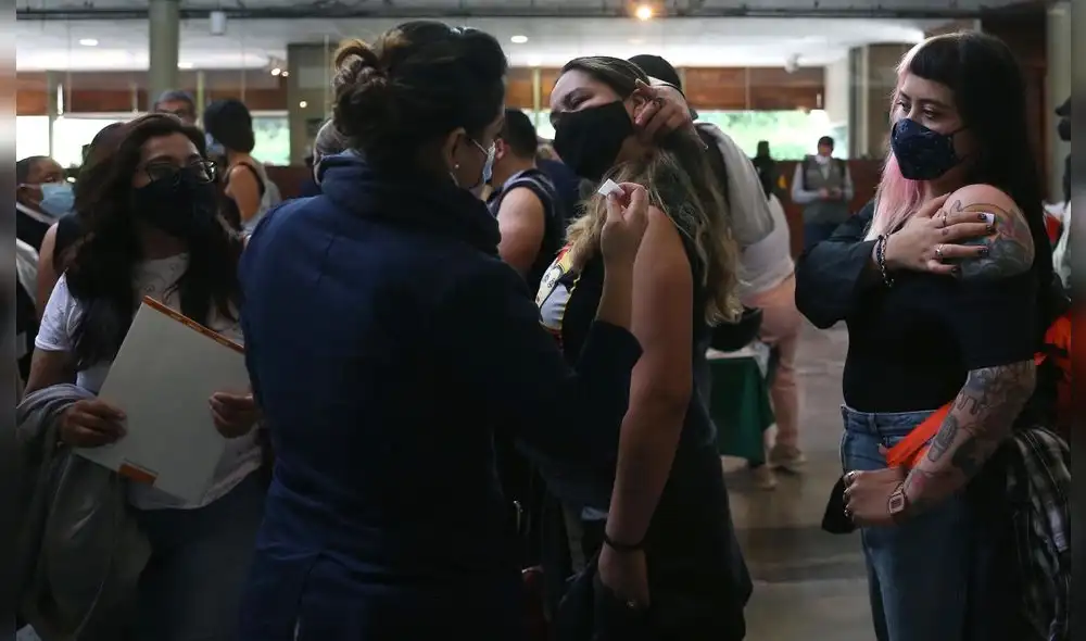 México ha sumado más de 16.000 casos diarios en los últimos días, niveles no vistos desde enero. Foto: EFE México ha sumado más de 16.000 casos diarios en los últimos días, niveles no vistos desde enero. Foto: EFE