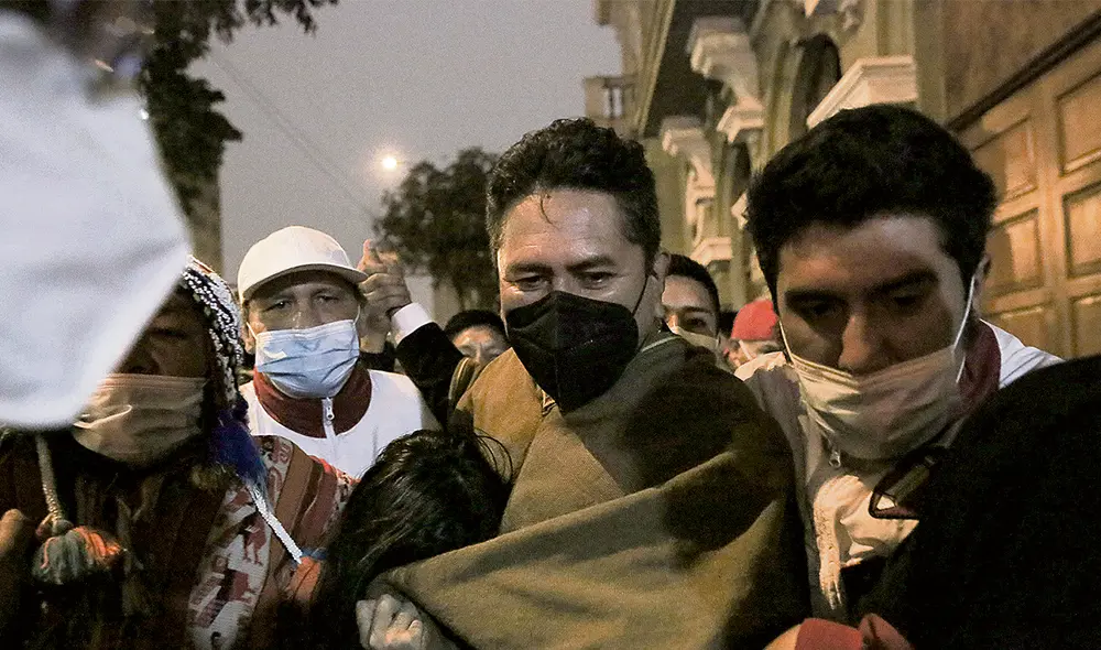 Cabeza política. Cerrón advirtió que llegada a Palacio era solo un paso en la búsqueda del poder de su partido. Foto: John Reyes / La República