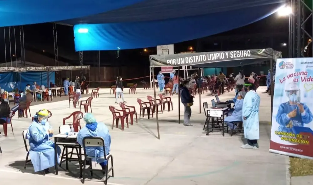 Este domingo, la jornada de vacunación será hasta las 19.00 horas. Foto: Geresa
