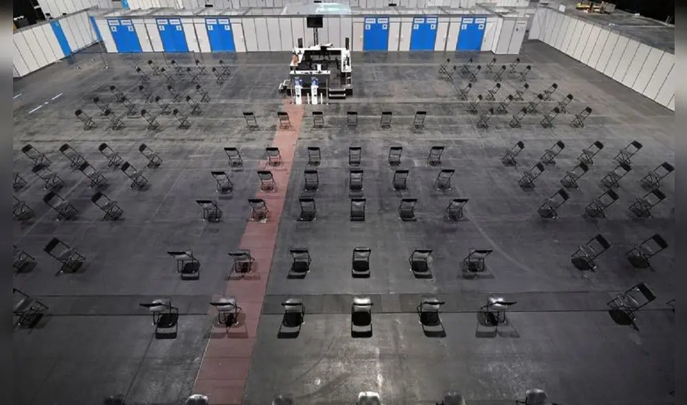 La población estadounidense se rehúsa a vacunarse, pese a que la COVID-19 ha acabado con la vida de más de 600.000 personas en todo el país. Foto: EFE