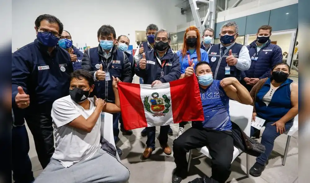 La tercera Vacunatón, la última del Gobierno de Francisco Sagasti, terminó por todo lo alto, pues superó ampliamente su meta de 250.000 vacunados. Foto: Minsa La tercera Vacunatón, la última del Gobierno de Francisco Sagasti, terminó por todo lo alto, pues superó ampliamente su meta de 250.000 vacunados. Foto: Minsa