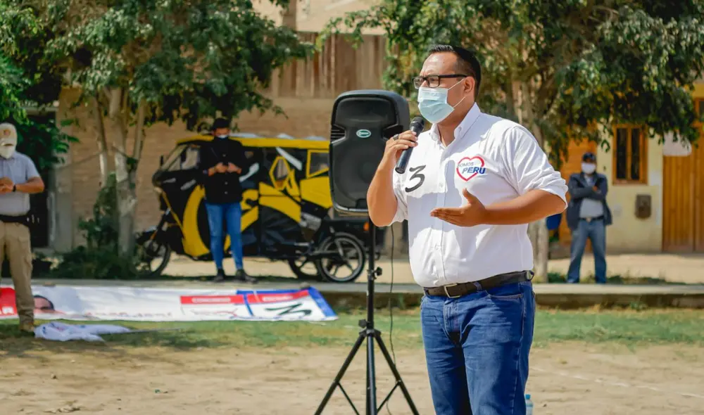 Jerí logró entrar al Congreso debido a que Martín Vizcarra fue inhabilitado por 10 años. Foto: Facebook de José Jerí