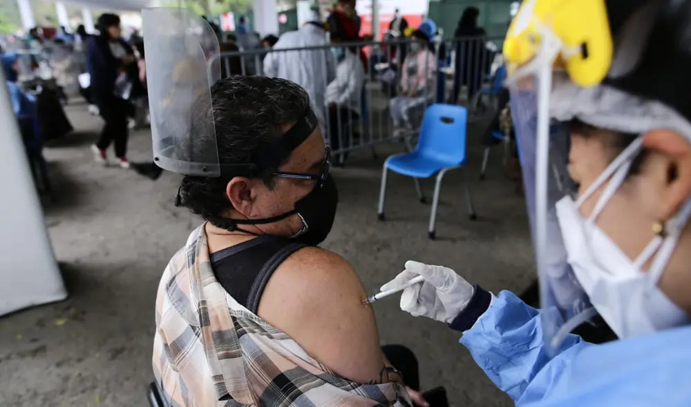 Este domingo 25 de julio terminó la tercera Vacunatón. Gobierno de transición espera que estos eventos se repliquen durante mandato de Pedro Castillo. Foto: John Reyes/La República Este domingo 25 de julio terminó la tercera Vacunatón. Gobierno de transición espera que estos eventos se repliquen durante mandato de Pedro Castillo. Foto: John Reyes/La República