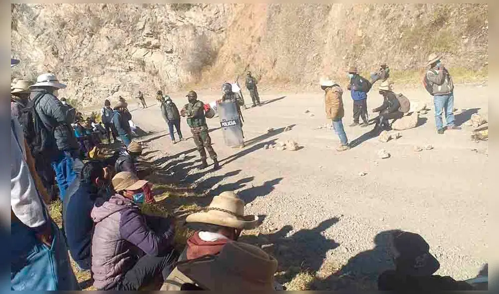 Protesta. La medida de fuerza de comunidades del Corredor Minero inició el viernes.