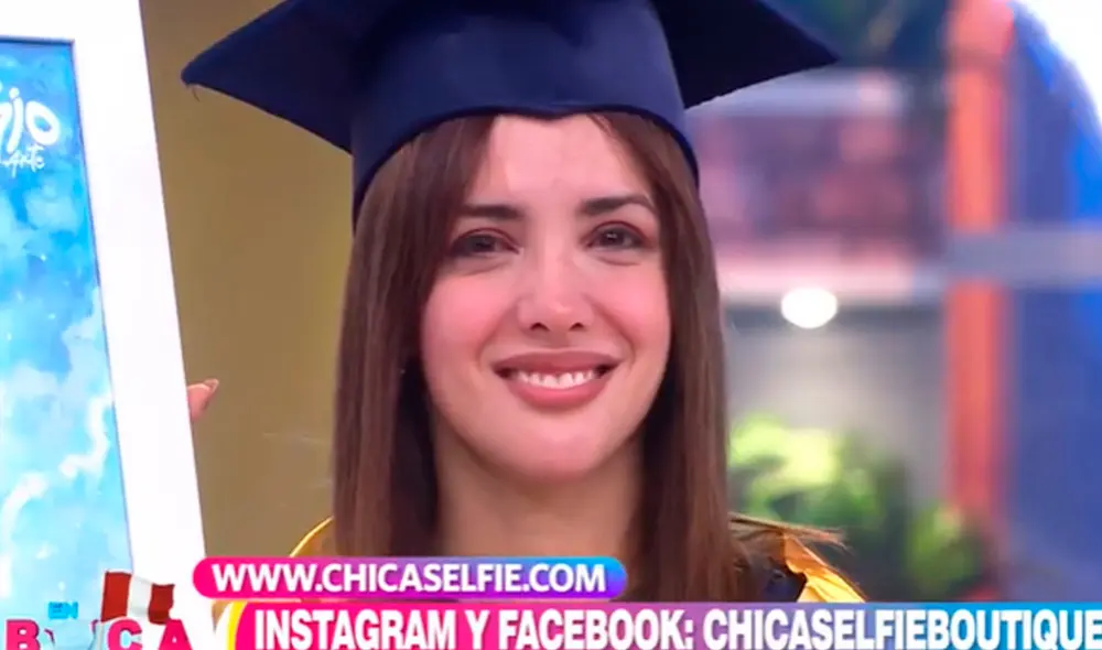 Rosángela Espinoza culminó su carrera de marketing. Foto: captura América TV