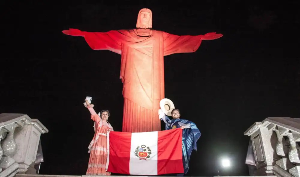 Cristo Redentor fue escenario de la tradicional marinera "La veguera". Foto: Consulado General del Perú en Rio de Janeiro Cristo Redentor fue escenario de la tradicional marinera "La veguera". Foto: Consulado General del Perú en Rio de Janeiro