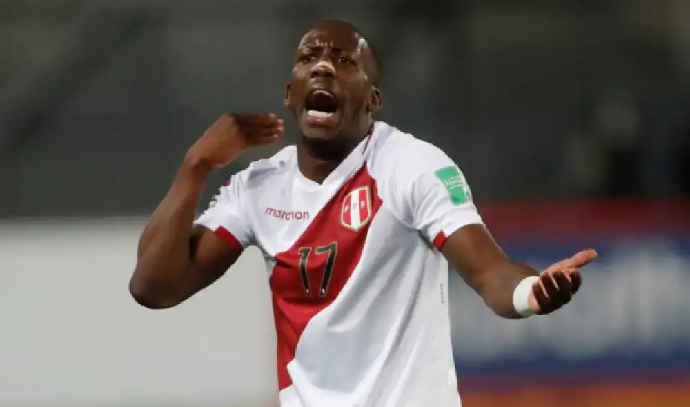 Luis Advíncula será jugador xeneize por las próximas tres temporadas y media. Foto: EFE