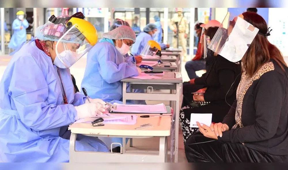 Hace unos días fue el turno para los jóvenes mayores de 26 años. Foto: Diresa Tacna Hace unos días fue el turno para los jóvenes mayores de 26 años. Foto: Diresa Tacna
