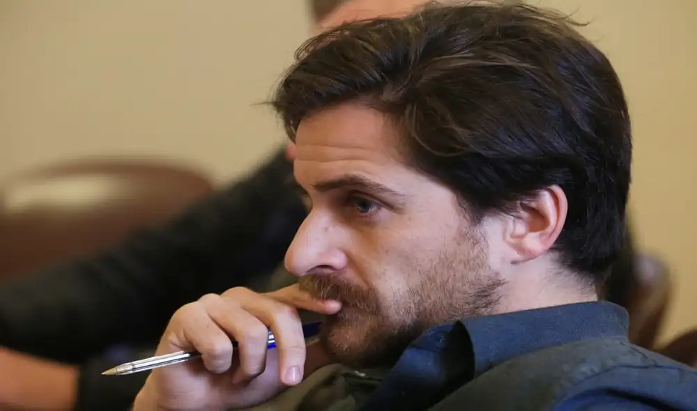 Gonzalo Winter, diputado por Convergencia Social en Chile, fue uno de los políticos extranjeros que dialogó con Pedro Castillo. Foto: cortesía