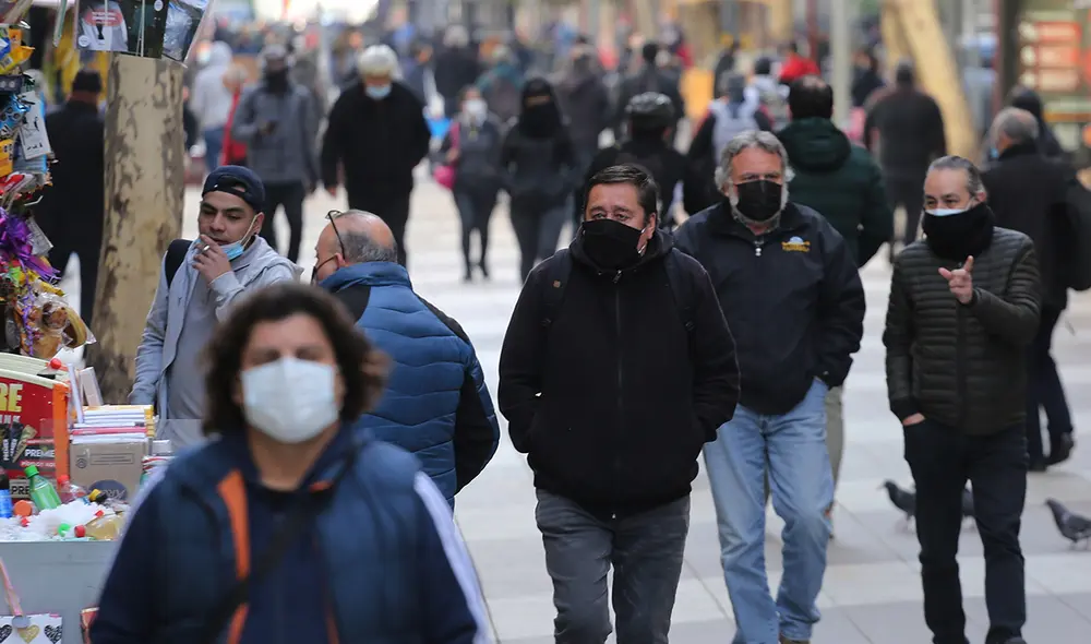 Ministerio de Salud sostuvo que de los 54.852 exámenes PCR obtuvieron una tasa de positividad del 1,8%, la más baja en lo que va de la pandemia. Foto: EFE/Elvis González Ministerio de Salud sostuvo que de los 54.852 exámenes PCR obtuvieron una tasa de positividad del 1,8%, la más baja en lo que va de la pandemia. Foto: EFE/Elvis González