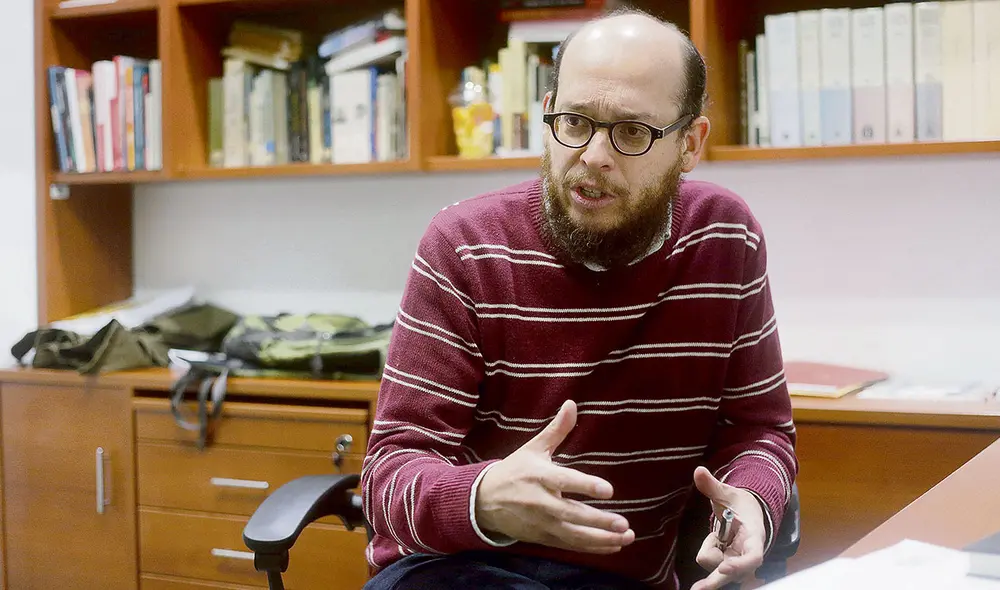 Democracia. Para Alberto Vergara, hay un problema de fondo en el Gobierno de Castillo: las decisiones las está tomando alguien que no ha sido elegido y que, por lo tanto, no asume responsabilidad por ellas. Foto: difusión