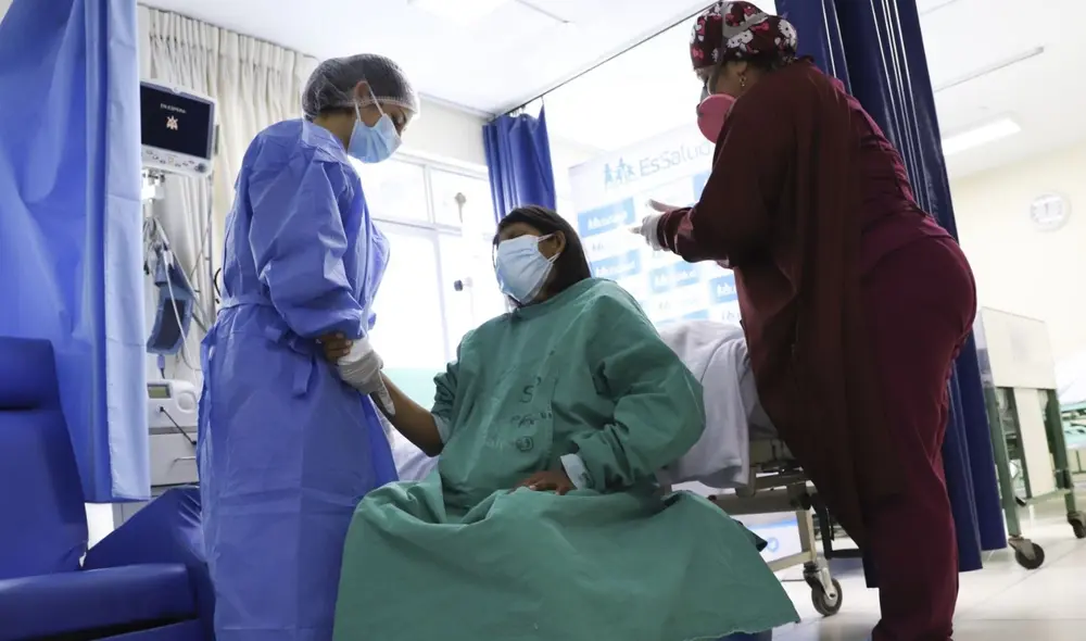 En el Hospital III Suárez Angamos se realizaron cerca de 250 partos verticales este año. Foto: EsSalud En el Hospital III Suárez Angamos se realizaron cerca de 250 partos verticales este año. Foto: EsSalud