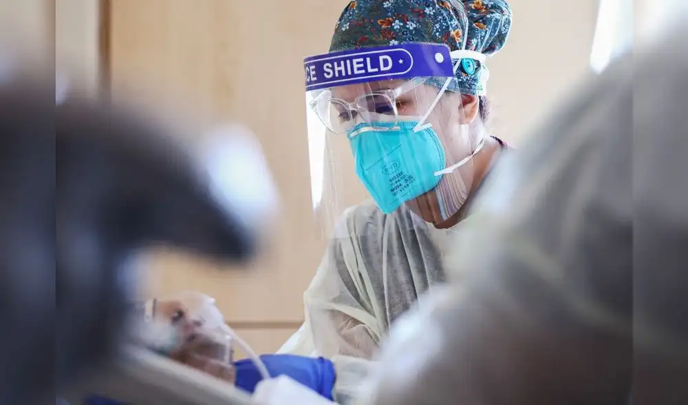 Alrededor del 60% de los adultos estadounidenses están vacunados, pero persisten fuertes disparidades entre el norte. Foto: AFP