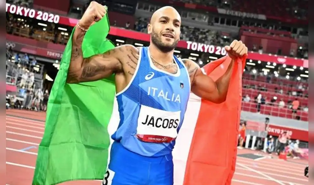 Marcell Jacobs marcó 9,80 en la final de los 100 metros planos de Tokio 2020. Foto: EFE
