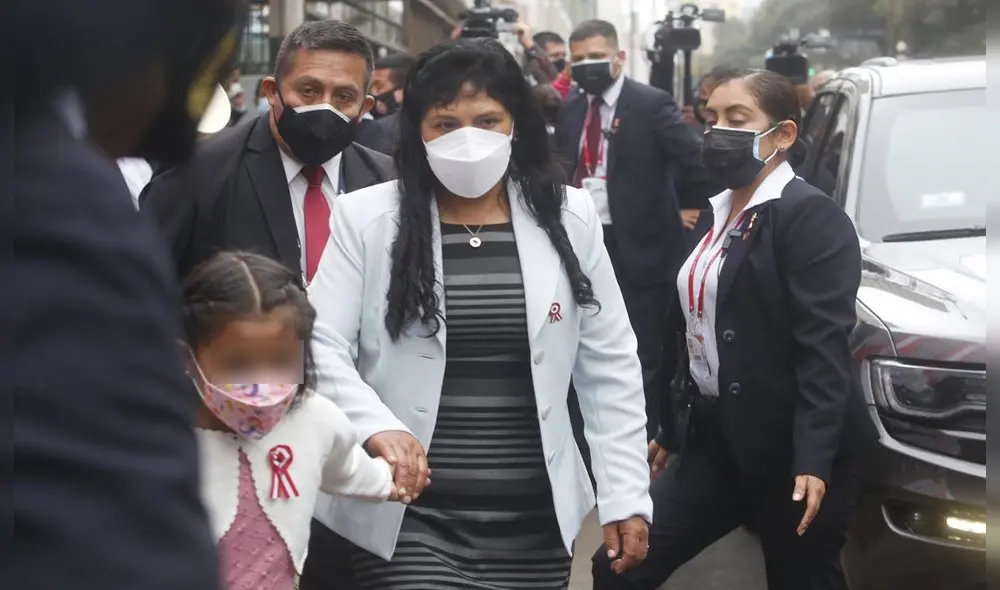 En la actividad, Lilia Paredes estuvo acompañada de la ministra de la Mujer, Anahí Durand. Foto: Carlos Contreras/La República En la actividad, Lilia Paredes estuvo acompañada de la ministra de la Mujer, Anahí Durand. Foto: Carlos Contreras/La República