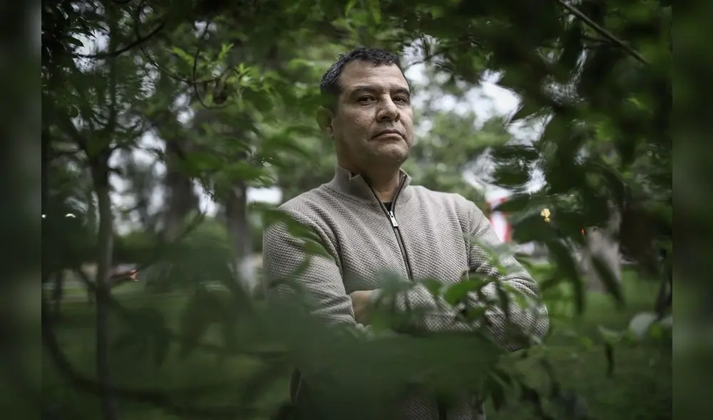 EJército. Freyre trabaja actualmente
en una nueva edición del libro En honor a la verdad, la versión oficial del Ejército sobre su participación en la guerra contraterrorista.