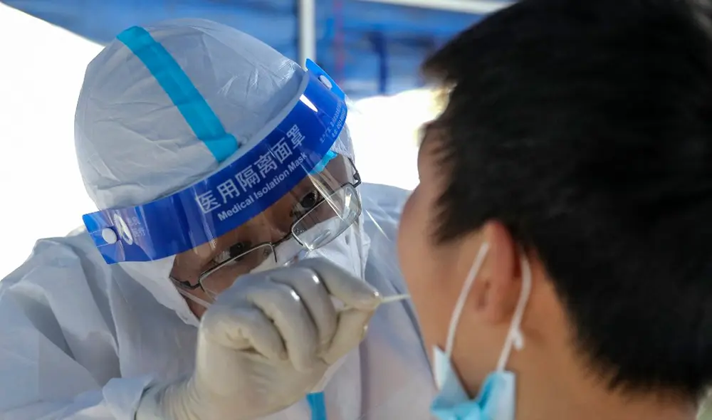 Las autoridades de Pekín se reunieron y acordaron aumentar la vigilancia, tomar estrictas precauciones y defender la capital. Foto: AFP