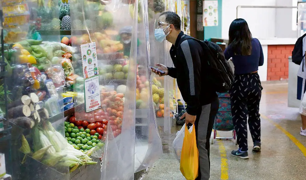 Centro de abasto. La compra de alimentos debe ser inteligente con la comparación de precios y apostar por los más baratos. Foto: La República