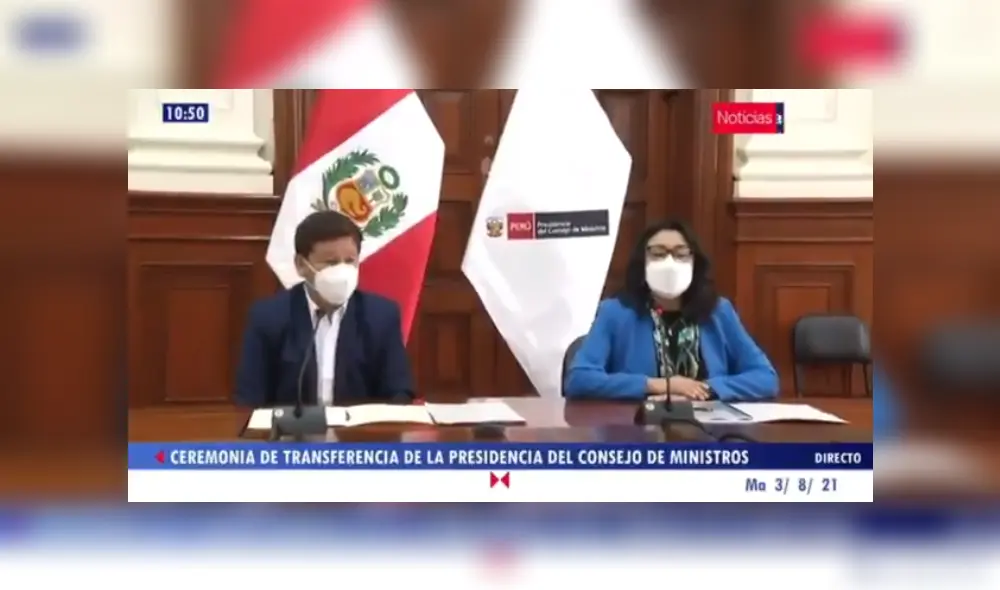 Guido Bellido y Violeta Bermúdez firmaron acta de transferencia en la PCM. Foto: Captura.