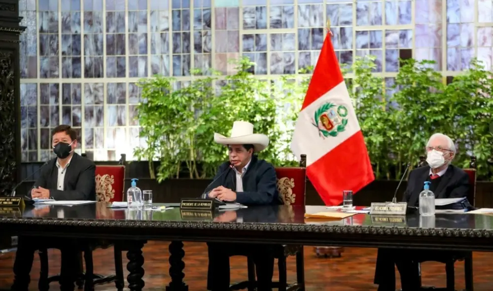 Ministros se reúnen en su primera sesión. Foto: PCM Ministros se reúnen en su primera sesión. Foto: PCM