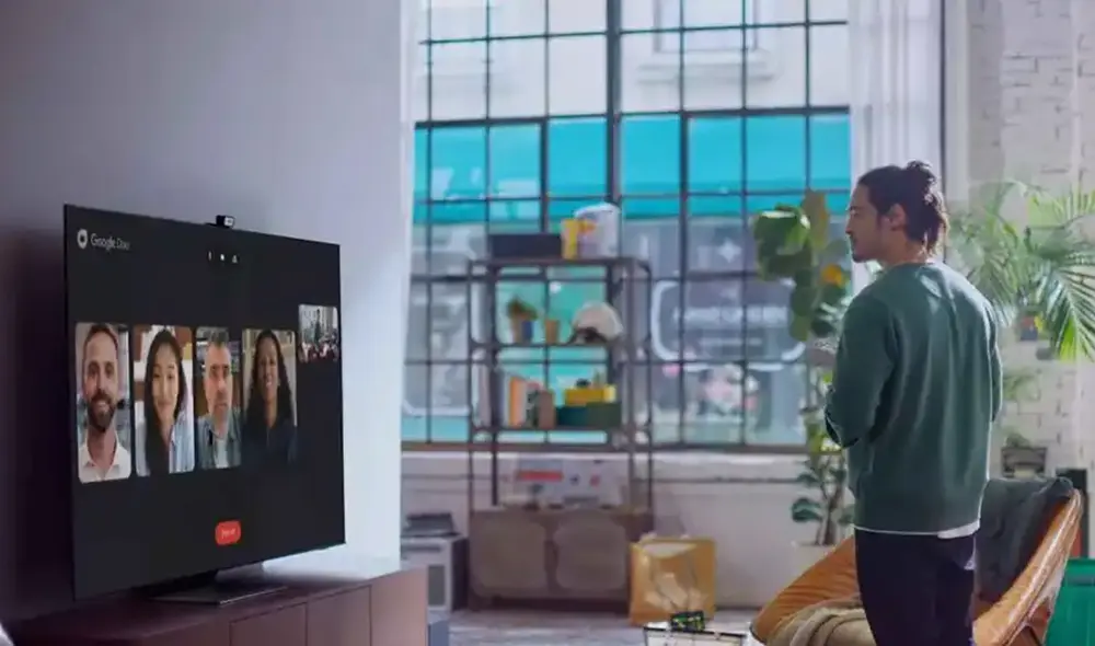 Por el momento, Google Duo es la única app de videollamada compatible. Foto: captura de YouTube