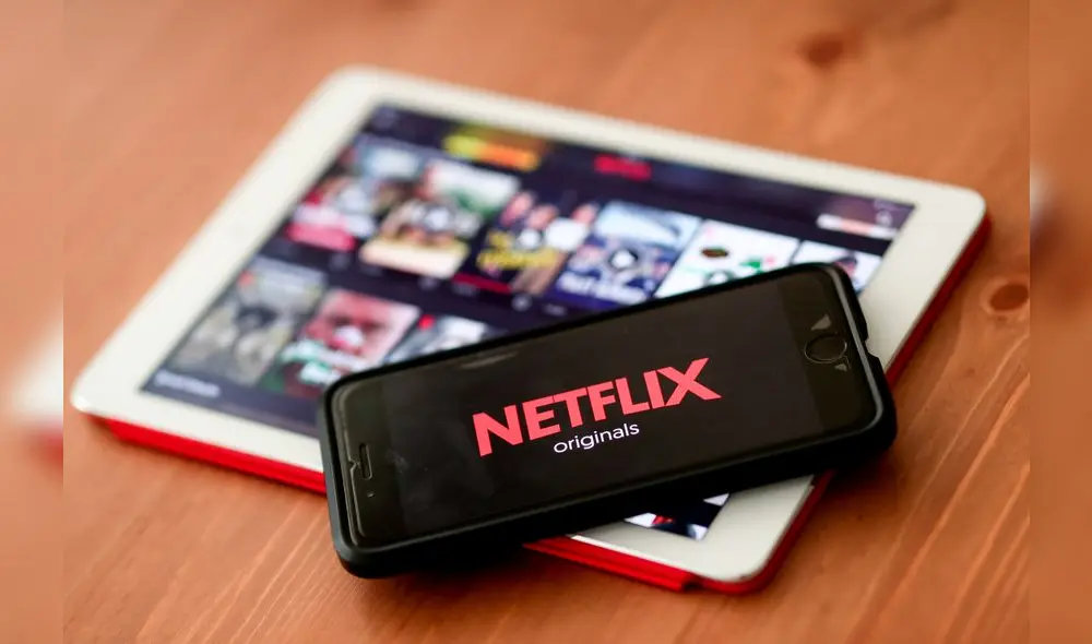 Los contenidos de Netflix pueden verse en televisores, móviles u ordenadores. Foto: EFE.