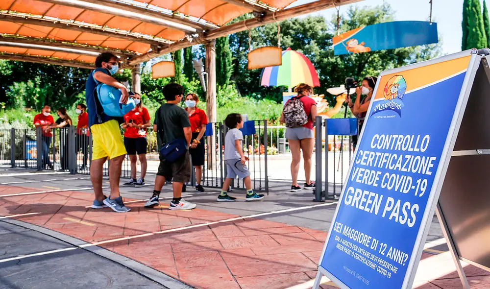 El "certificado verde" contra el coronavirus ya es una realidad en Italia. Foto: EFE